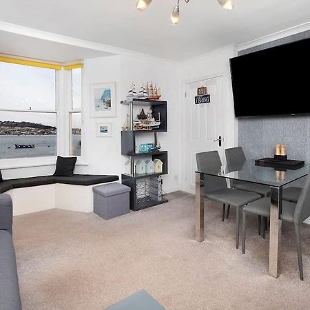 Beach Front Flat Shaldon With Parking Екстер'єр фото