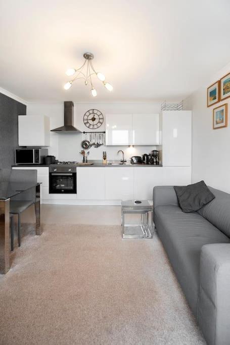 Beach Front Flat Shaldon With Parking Екстер'єр фото