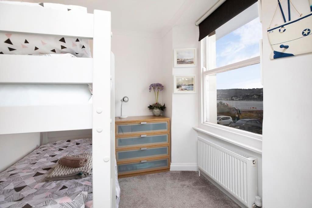 Beach Front Flat Shaldon With Parking Екстер'єр фото